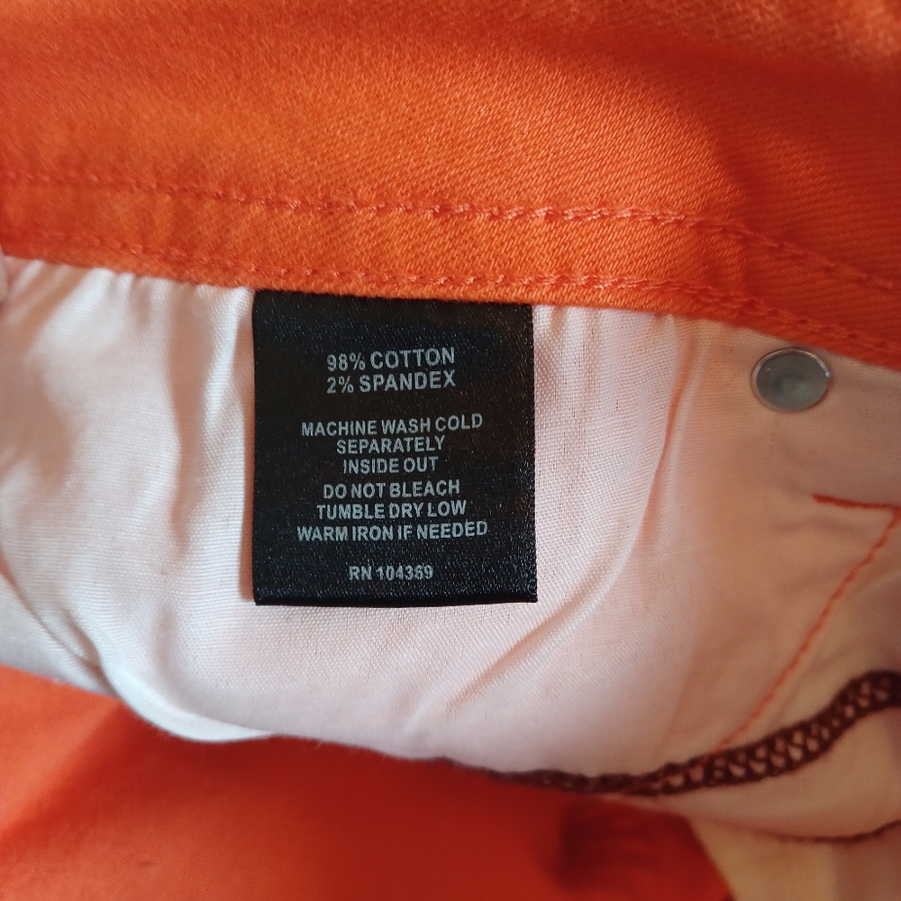 Signature Studio New Orange Chino Shorts Size 16 - Picture 6 of 6
